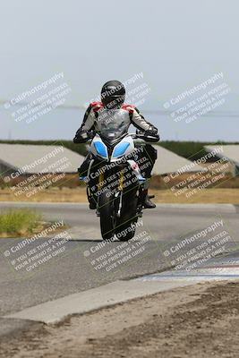 media/May-26-2025-Lets Ride (Mon) [[3bf1de1d65]]/C Group/1240pm (Wheelie Bump)/